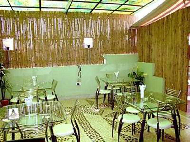 Hotel Pablas International, New Delhi, Near Metro Exterior foto