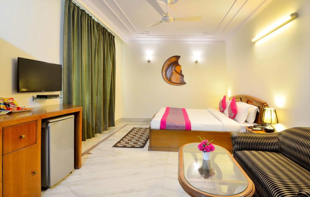 Hotel Pablas International, New Delhi, Near Metro Exterior foto