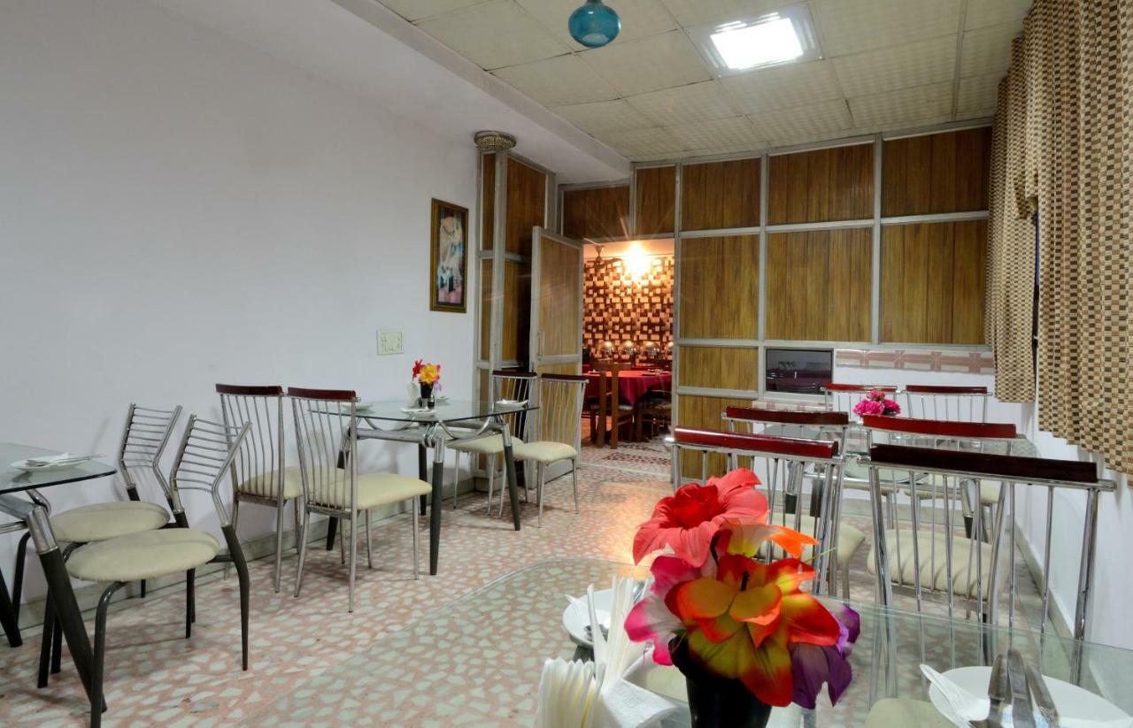 Hotel Pablas International, New Delhi, Near Metro Exterior foto